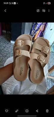 Sandalias prácticas