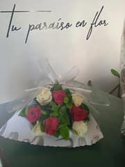 Ramo de 8 rosas