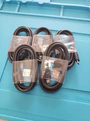 Cables V8