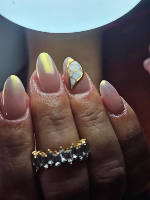 Made.nails