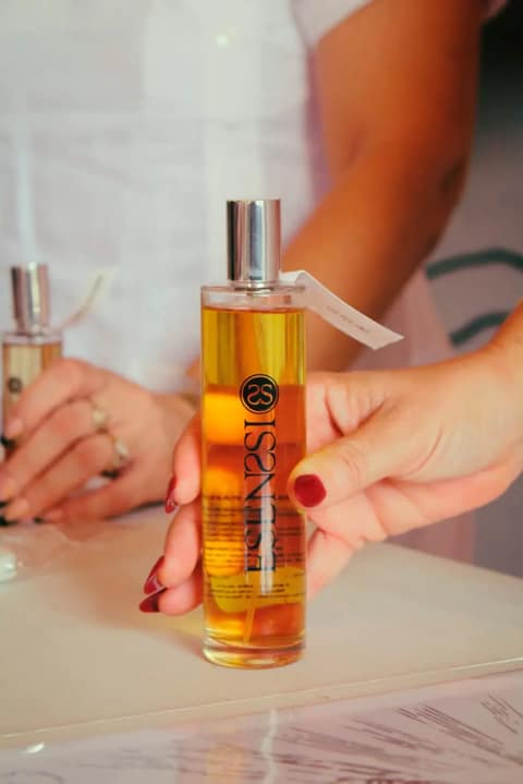 ESENSSI Perfumería