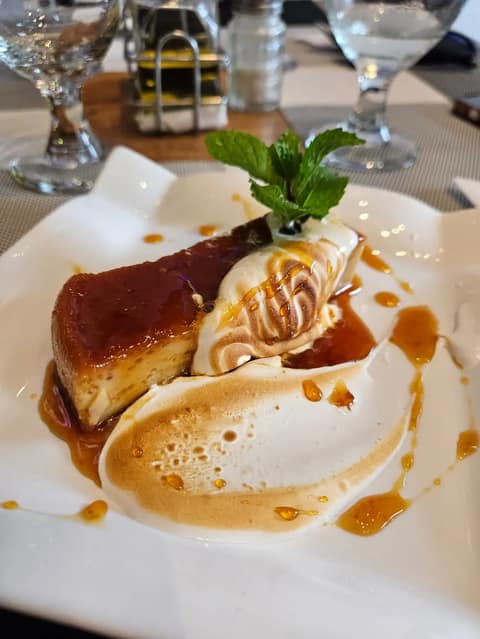 Debut Restaurante