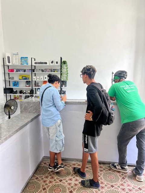EL ARCA(technology store)