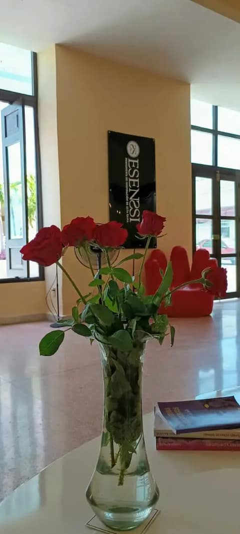 ESENSSI Perfumería