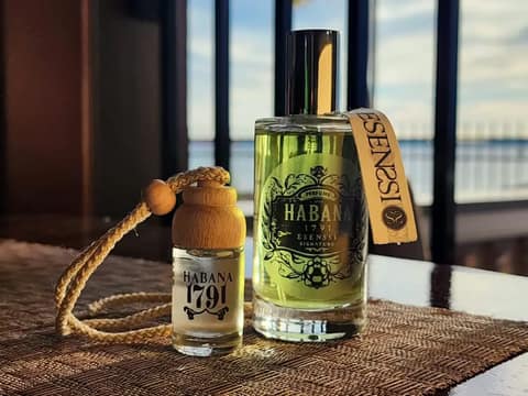 ESENSSI Perfumería