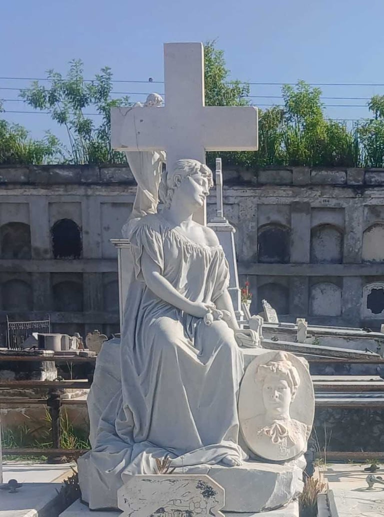 Cementerio Reina