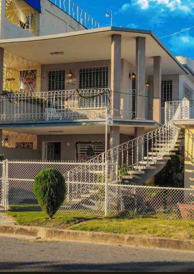 Hostal Arenas